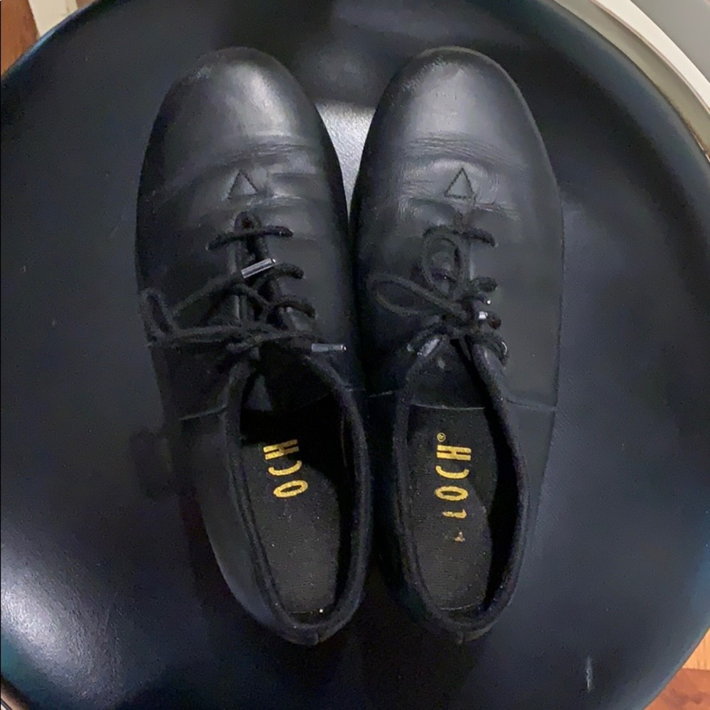 Bloch tap shoes